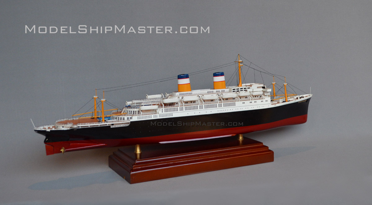 Constitution ocean liner model